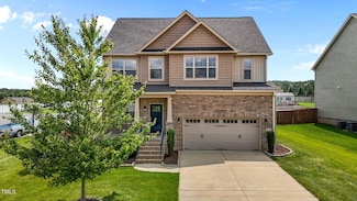 319 Brinkley Cir, Mebane, NC 27302