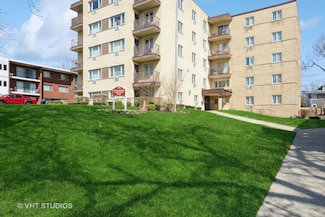 2030 W 111th St Unit 207, Chicago, IL 60643