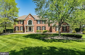 1616 Thistlewood Dr, Washington Crossing, PA 18977