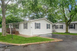 6801 S Lagrange Rd Unit E15, Hodgkins, IL 60525