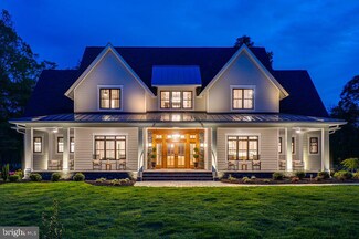 17819 Yatton Rd, Round Hill, VA 20141