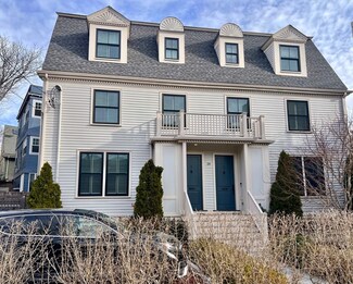 39 Hammond St Unit 2, Cambridge, MA 02138