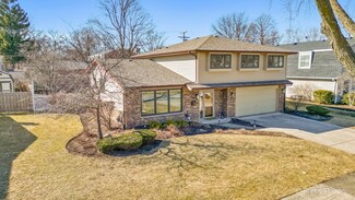 726 N Greenwood Dr, Palatine, IL 60074