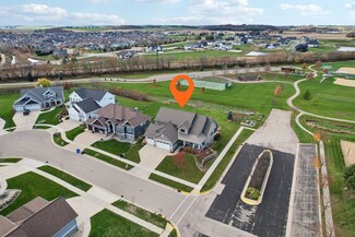 1108 Parkview Cir, Waunakee, WI 53597