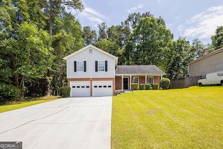 6541 Lazy Creek Ct, Lithonia, GA 30058