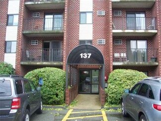 137 Franklin St Unit 503, Stoneham, MA 02180