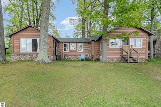 4452 Duesberry Dr, Hale, MI 48739