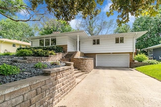 5313 Birchcrest Dr, Edina, MN 55436