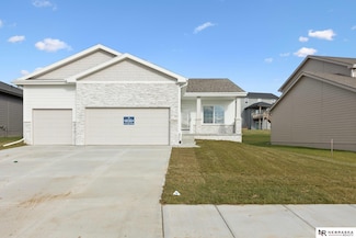 17644 Scott St, Bennington, NE 68007