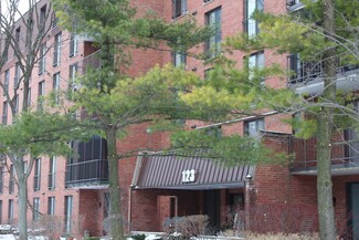 123 Acacia Cir Unit 512, Indian Head Park, IL 60525