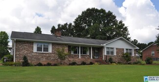 204 Parris Cir, Roanoke, AL 36274