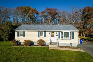 582 Nichols St, Fall River, MA 02720