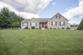 1514 Bushkill Center Rd, Bath, PA 18014