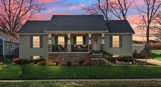 339 W South St, Crown Point, IN 46307