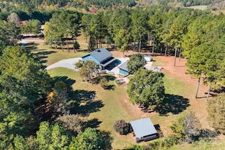 142 Riverside Dr, Rutherfordton, NC 28139