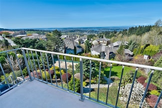 5511 154th Ave SE, Bellevue, WA 98006