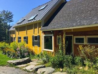 1521 Plunkton Rd, Warren, VT 05674
