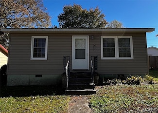 610 N Spring St, Bloomfield, MO 63825