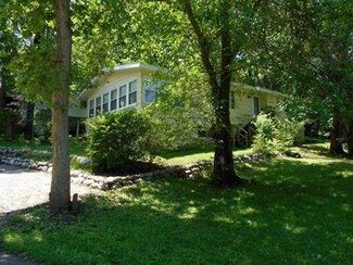 780 Odsila Way, Fontana, WI 53125