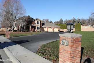3905 Isabella Way, Yakima, WA 98901