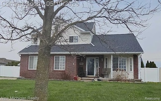 4893 Southpointe Pkwy, Monroe, MI 48161