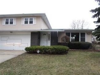1039 W Indiana St, Glenwood, IL 60425