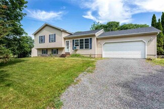 1277 Lake Rd, Milton, VT 05468