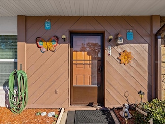 6188 Chesham Dr Unit 5, New Port Richey, FL 34653