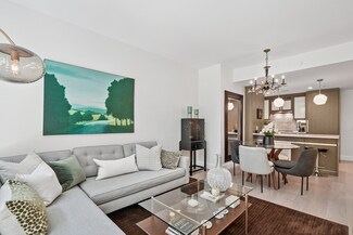 100 Lovejoy Wharf Unit 5N, Boston, MA 02114