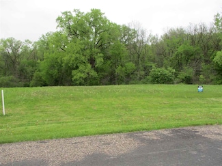 L46 Terrier Dr, Bridgeport, WI 53821