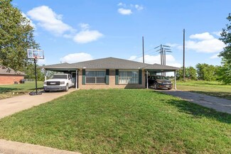 404 W Andrew Dr, Mabank, TX 75147
