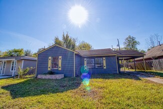 5022 Ridgeway Dr, Houston, TX 77033