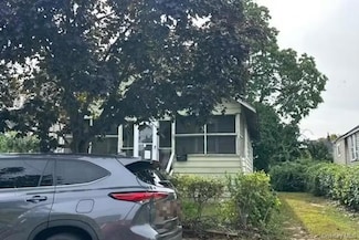 20 Lillian Ave, Freeport, NY 11520