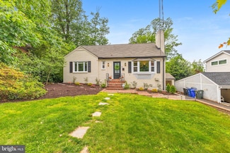 2318 N Upton St, Arlington, VA 22207