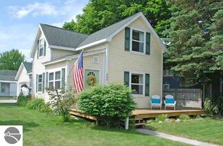 820 E Eighth St, Traverse City, MI 49686