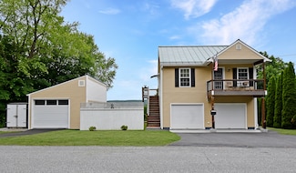 31 Bristol St, Thomaston, CT 06787