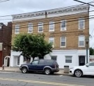 14 W Somerset St Unit 6C, Raritan, NJ 08869