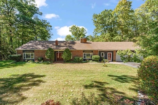 58 Dodge Hill Rd, Bennington, NH 03442