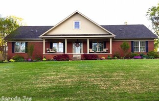 1101 Talihana Dr, North Little Rock, AR 72116