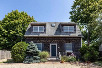55 Pinehurst Rd, Edgartown, MA 02539