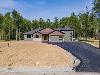 2073 W Cashatt Dr, Wasilla, AK 99645