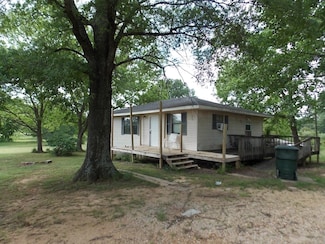 7815 E 2nd St, Muscle Shoals, AL 35661