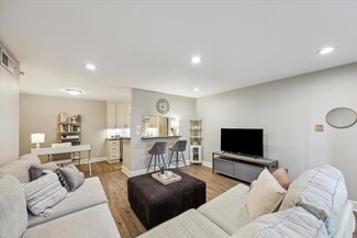 2250 Bering Dr Unit 3, Houston, TX 77057