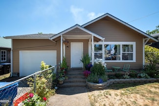 763 SE 7th St, Toledo, OR 97391