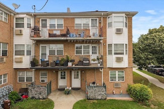 150-21 95th St Unit 2, Ozone Park, NY 11417