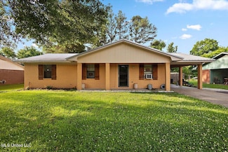 791 Leach St, Yazoo City, MS 39194