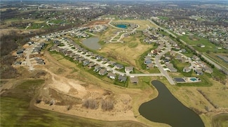 2001 Foxtail Point, Kearney, MO 64060