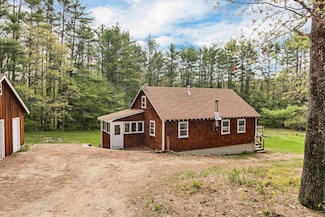 35 Canaan Rd, Center Tuftonboro, NH 03816