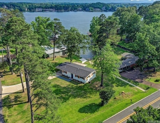 125 Lindale Cir, Hot Springs National Park, AR 71913