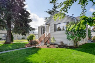 311 S 6th St, Renton, WA 98057